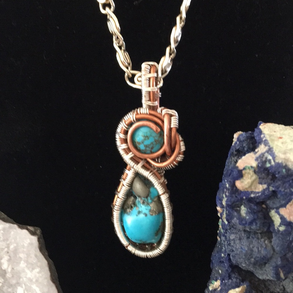 🩸GENUINE BISBEE  BLUE TURQUOISE🩸